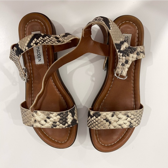 SNAKE PRINT PLATFORM SANDALS - Picture 1 of 2